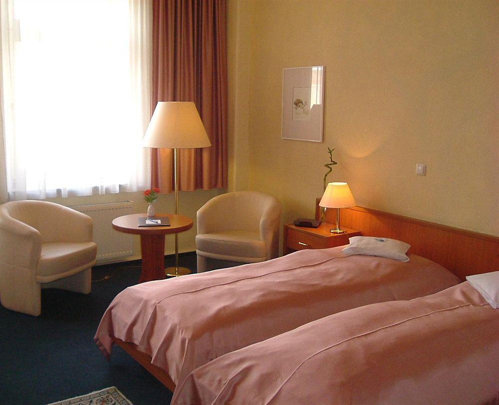 Cityhotel Stadt Drezno Zewnętrze zdjęcie
